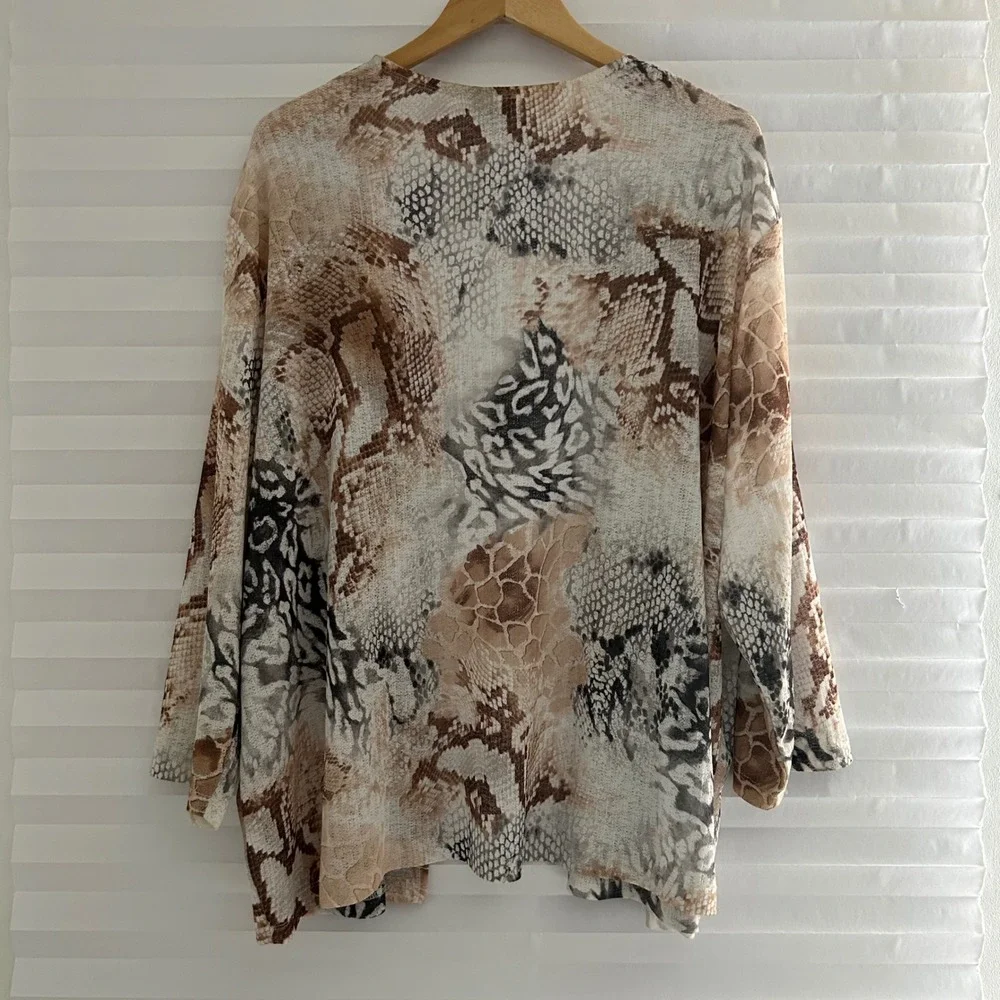 Alfred Dunner‎ Woman Animal Print Open Front Cardigan Brown Tan Grey Snake Print